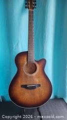 MaxSold Auction: 6-String Steel Acoustic Guitar, Grand Auditorium/Dreadnought Cutaway - New Westminster (British Columbia, Canada) SELLER MANAGED Downsizing Online Auction -  Hamilton Street