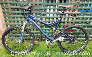MaxSold Auction: Specialized Stumpjumper Full-Suspension Mountain Bike - New Westminster (British Columbia, Canada) SELLER MANAGED Downsizing Online Auction -  Hamilton Street