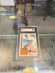 MaxSold Auction: 1984 Topps Don Mattingly #8 ROOKIE New York Yankees - Maple Ridge (British Columbia, Canada) PARTNER MANAGED Reseller Online Auction - Blanshard