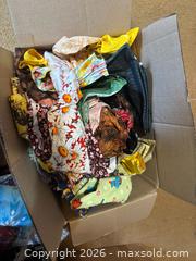 MaxSold Auction: Assorted Quilting/Craft Cotton Fabric Pieces (Lot) - Maple Ridge (British Columbia, Canada) PARTNER MANAGED Reseller Online Auction - Blanshard