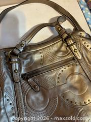 MaxSold Auction: COACH Alexandra Studs Tote Bag Shoulder Bag -sc - Maple Ridge (British Columbia, Canada) PARTNER MANAGED Reseller Online Auction - Blanshard