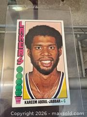 MaxSold Auction: Jumbo Trading Card Kareem Abdul-Jabbar 1970s Topps #100 - Los Angeles Lakers NBA  - Maple Ridge (British Columbia, Canada) PARTNER MANAGED Reseller Online Auction - Blanshard
