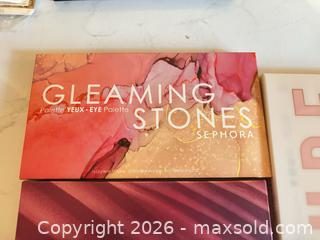 MaxSold Auction: Lot of 4 Eyeshadow Palettes -sc - Maple Ridge (British Columbia, Canada) PARTNER MANAGED Reseller Online Auction - Blanshard