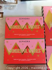 MaxSold Auction: Sephora Holiday Eyeshadow Palettes, 78 Pans (Approx.) -sc - Maple Ridge (British Columbia, Canada) PARTNER MANAGED Reseller Online Auction - Blanshard