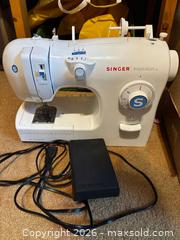MaxSold Auction: Singer Inspiration Mechanical Domestic Sewing Machine - Maple Ridge (British Columbia, Canada) PARTNER MANAGED Reseller Online Auction - Blanshard