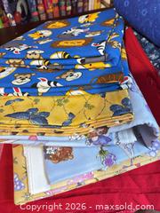 MaxSold Auction: Yardage Bundles Cotton Quilting Fabric, Multiple Pieces - Maple Ridge (British Columbia, Canada) PARTNER MANAGED Reseller Online Auction - Blanshard