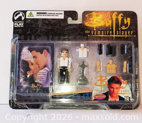 MaxSold Auction: Buffy the Vampire Slayer figure set in box - Ottawa (Ontario, Canada) SELLER MANAGED Downsizing Online Auction - Armstrong
