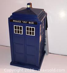 MaxSold Auction: Doctor Who Tardis toy display - Ottawa (Ontario, Canada) SELLER MANAGED Downsizing Online Auction - Armstrong