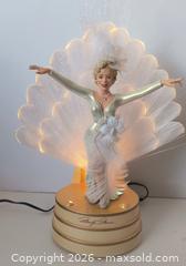 MaxSold Auction: Marilyn Monroe Fiber Optics Lighted ornament - Ottawa (Ontario, Canada) SELLER MANAGED Downsizing Online Auction - Armstrong