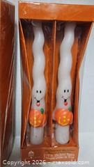 MaxSold Auction: Lot Of Vtg Candles - Riverview (Florida, USA) SELLER MANAGED Downsizing Online Auction - Holly Heath Drive