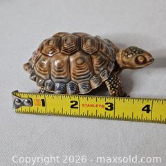 MaxSold Auction: Wade England Porcelain Turtle TrinketBox - Riverview (Florida, USA) SELLER MANAGED Downsizing Online Auction - Holly Heath Drive