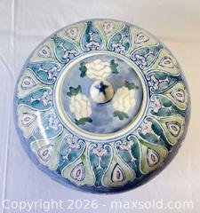 MaxSold Auction: Lidded Ginger Jar  - Ottawa (Ontario, Canada) PARTNER MANAGED Estate Sale Online Auction - Sunvale Way