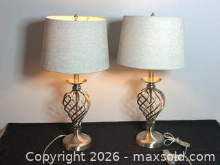 MaxSold Auction: Table Lamp Lot #1 - Ottawa (Ontario, Canada) PARTNER MANAGED Estate Sale Online Auction - Sunvale Way