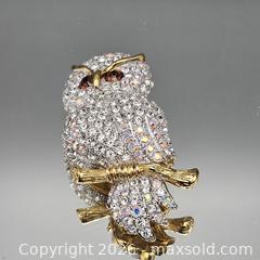 MaxSold Auction: Gold-Tone Owl Brooch with Clear Crystal Accents - Hatboro (Pennsylvania, USA) PARTNER MANAGED Estate Sale Online Auction -  Jacksonville Road