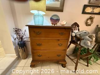 MaxSold Auction: DREXEL Heritage - Secretary Desk/Dresser - Fort Myers (Florida, USA) SELLER MANAGED Moving Online Auction - South Larkwood Square