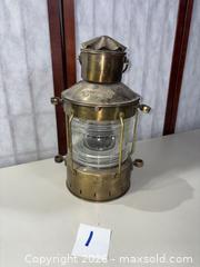MaxSold Auction: Ankerlicht Brass Nautical Ship Lantern, 15" - Warwick (Rhode Island, USA) SELLER MANAGED Reseller Online Auction - Warwick Avenue