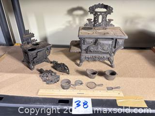 MaxSold Auction: Cast iron miniature parlor stoves lot of 2 — Crescent & Queen - Warwick (Rhode Island, USA) SELLER MANAGED Reseller Online Auction - Warwick Avenue