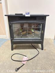 MaxSold Auction: Duraflame Electric Freestanding Fireplace Heater DFI-5010-01 - Warwick (Rhode Island, USA) SELLER MANAGED Reseller Online Auction - Warwick Avenue