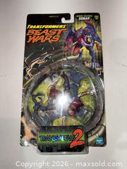 MaxSold Auction: Hasbro/Kenner Transformers Beast Wars Sonar & Injector (Lot of 2) - Warwick (Rhode Island, USA) SELLER MANAGED Reseller Online Auction - Warwick Avenue