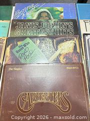 MaxSold Auction: Lot of 16 12" LP Vinyl Records — 1960s–1980s Pop/Rock/Soul - Warwick (Rhode Island, USA) SELLER MANAGED Reseller Online Auction - Warwick Avenue