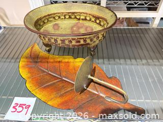 MaxSold Auction: Lot of 2 Decorative Metal Pieces: Leaf Wall Sconce & Footed Bowl - Warwick (Rhode Island, USA) SELLER MANAGED Reseller Online Auction - Warwick Avenue