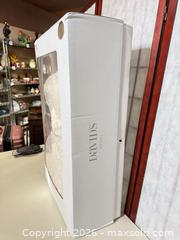 MaxSold Auction: Size 18 W David's Bridal Champagne Wedding Dress  - Warwick (Rhode Island, USA) SELLER MANAGED Reseller Online Auction - Warwick Avenue