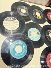 MaxSold Auction: Vintage 7-inch 45 RPM Vinyl Singles — 1950s–1960s Labels - Warwick (Rhode Island, USA) SELLER MANAGED Reseller Online Auction - Warwick Avenue