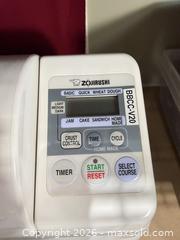 MaxSold Auction: Zojirushi BBCC-V20 Bread Maker, White - Warwick (Rhode Island, USA) SELLER MANAGED Reseller Online Auction - Warwick Avenue