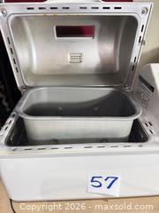 MaxSold Auction: Zojirushi BBCC-V20 Bread Maker, White - Warwick (Rhode Island, USA) SELLER MANAGED Reseller Online Auction - Warwick Avenue