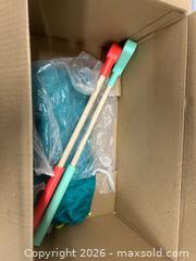 MaxSold Auction: Misc box  - Brampton (Ontario, Canada) PARTNER MANAGED Reseller Online Auction - Rosedale Avenue West, Brampton, On, Canada