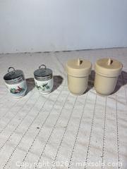 MaxSold Auction: Food Storage Container Set with Lids - Clarkstown (New York, USA) SELLER MANAGED Downsizing Online Auction -  Old Mill Road