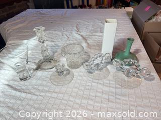 MaxSold Auction: Lot of small glass & ceramic decorative items - Clarkstown (New York, USA) SELLER MANAGED Downsizing Online Auction -  Old Mill Road