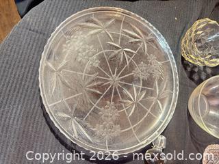 MaxSold Auction: Mixed glass bowls - Clarkstown (New York, USA) SELLER MANAGED Downsizing Online Auction -  Old Mill Road