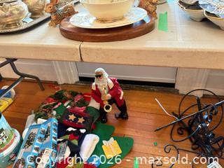 MaxSold Auction: Folding Table C - Brockville (Ontario, Canada) Moving Online Auction - Sherwood Street