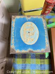 MaxSold Auction: Assorted Vintage Metal Tins & Stoneware Marmalade Jars and More B - Toronto (Ontario, Canada) Moving Online Auction - Mount Pleasant Road