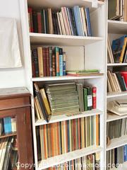 MaxSold Auction: Lot of Vintage Art, Natural History & Fiction Books B - Toronto (Ontario, Canada) Moving Online Auction - Mount Pleasant Road