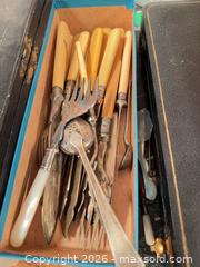 MaxSold Auction: Mixed Vintage Flatware and Cutlery B - Toronto (Ontario, Canada) Moving Online Auction - Mount Pleasant Road