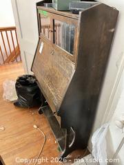 MaxSold Auction: Quartersawn Oak Secretary Drop-Front Desk, Mission Style C - Toronto (Ontario, Canada) Moving Online Auction - Mount Pleasant Road