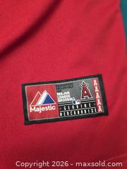 MaxSold Auction: Majestic Jersey  - Los Angeles (California, USA) SELLER MANAGED Downsizing Online Auction -  Sylmar Avenue