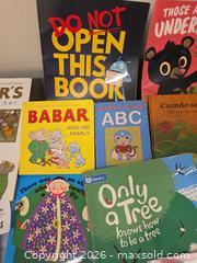 MaxSold Auction: Children's Books Lot - 16–30 Assorted Board, Picture & Paperbacks - Los Angeles  (California, USA) SELLER MANAGED Estate Sale Online Auction - Granville Avenue