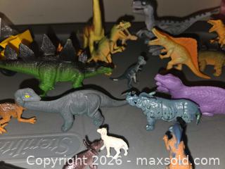 MaxSold Auction: Legos, Dinosaurs, Hot Wheels & Construction Trucks - Los Angeles  (California, USA) SELLER MANAGED Estate Sale Online Auction - Granville Avenue