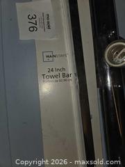 MaxSold Auction: Mainstays 24 in Chrome Towel Bar & Vanity Light Bar - Los Angeles  (California, USA) SELLER MANAGED Estate Sale Online Auction - Granville Avenue