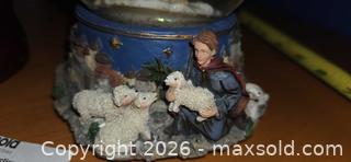 MaxSold Auction: Wind-up musical Water Globes  - Los Angeles  (California, USA) SELLER MANAGED Estate Sale Online Auction - Granville Avenue