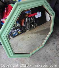 MaxSold Auction: Windsor Art Octagon Wood Wall Mirror, Green, Large - Los Angeles  (California, USA) SELLER MANAGED Estate Sale Online Auction - Granville Avenue