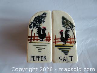 MaxSold Auction: Fred Roberts Vintage Rooster Ceramic Salt and Pepper shakers Japan 1950s - San Bruno (California, USA) SELLER MANAGED Downsizing Online Auction - 2nd Avenue