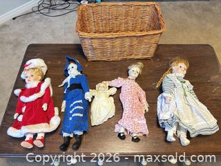 MaxSold Auction: Lot of 5 Vintage Porcelain Dolls, 10–14 in - Ottawa (Ontario, Canada) SELLER MANAGED Moving Online Auction -  Demeter Street