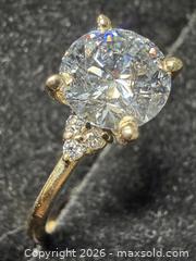 MaxSold Auction: 10K Yellow Gold (1.6g), Lab Diamond (1.2ct), Size 6. Made in Canada. - Toronto (Ontario, Canada) PARTNER MANAGED Downsizing Online Auction - Yonge Street