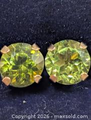 MaxSold Auction: 14K(0.80g) Peridot Earring  - Toronto (Ontario, Canada) PARTNER MANAGED Downsizing Online Auction - Yonge Street