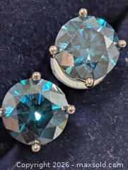 MaxSold Auction: Certified 10K(1.04g)Lab Diamond(1.74ct) - Toronto (Ontario, Canada) PARTNER MANAGED Downsizing Online Auction - Yonge Street