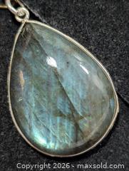 MaxSold Auction: Silver(8.21g) Labradorite Pendant  - Toronto (Ontario, Canada) PARTNER MANAGED Downsizing Online Auction - Yonge Street